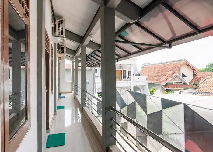 Reddoorz Syariah Near Mall Of Serang