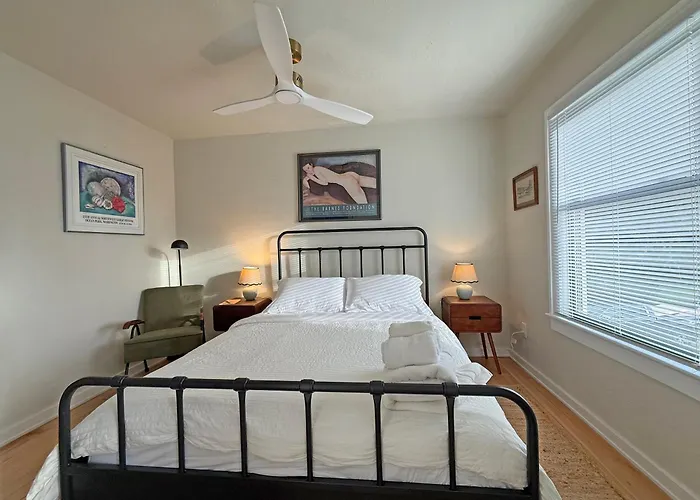 Moby Dick Hotel