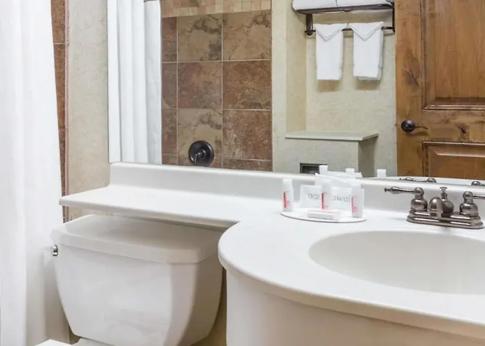 Ramada By Wyndham Frisco