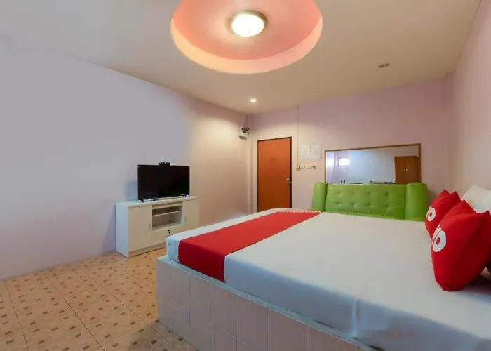 Oyo 1070 Paradise Resort
