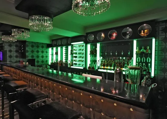 Le Monet Hotel