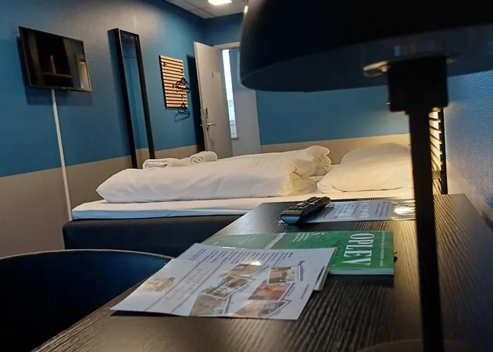 Cozy Double Room 3 On Pedestrian Street Saeby