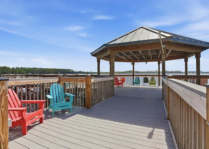 Disney Lakefront Luxury!