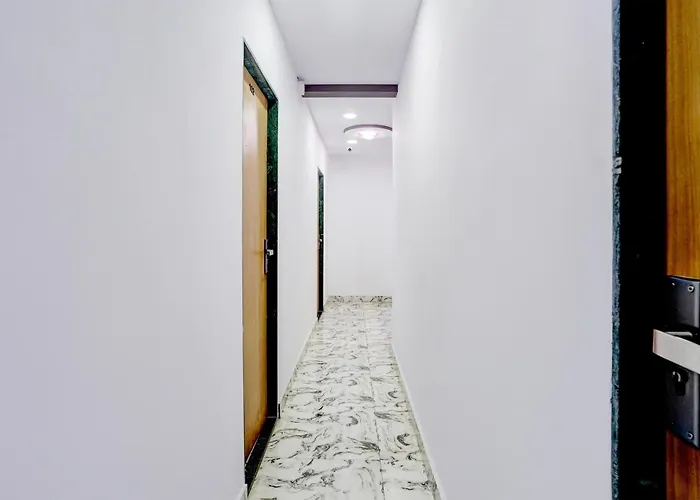 Hotel O Ashyana Rooms & Dormitory