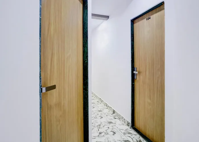 Hotel O Ashyana Rooms & Dormitory