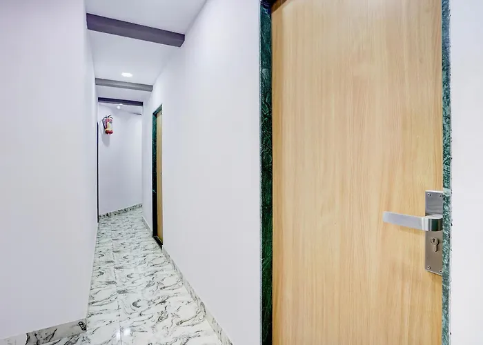 Hotel O Ashyana Rooms & Dormitory
