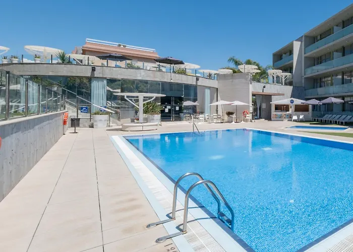 Apolo Suites Rentalmar
