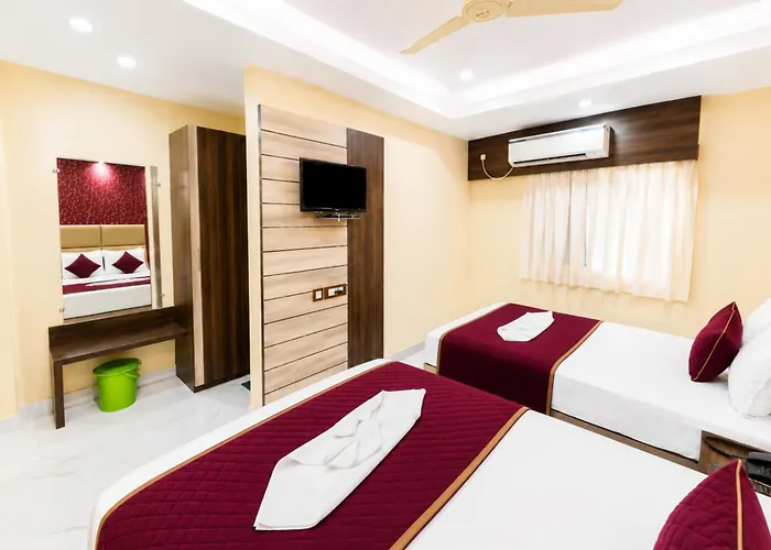 Hotel New Signature Inn New Digha হোটেল নিউ সিগনেচার ইন নিউ দিঘা Near Sea Beach And Lake View Room - All-Room-Attached-Balcony-And-Fully-Air-Conditioned-Hotel With- Lift- Wi-Fi-Restaurant-Parking-Facility- Best Hotel In Digha