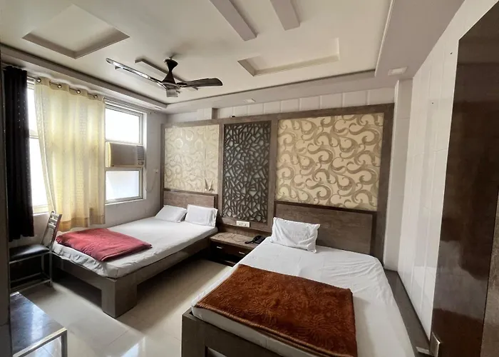 Hotel Haji Ali - Sahil Inn