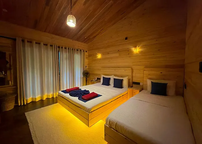 Wood Chalets Ella