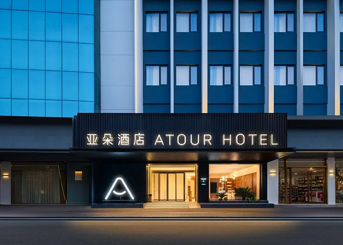 Atour Hotel Foshan Zumiao Lingnan World