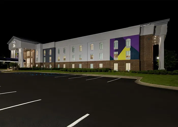 Spark By Hilton Tuscumbia Muscle Shoals