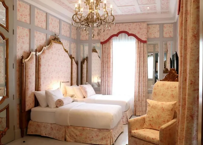 Kamiseta Hotel