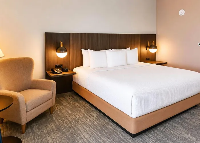 La Quinta Inn & Suites By Wyndham Mebane