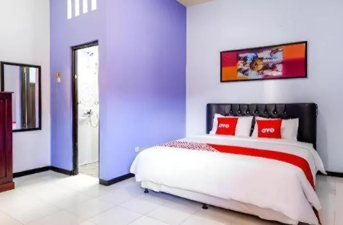 Oyo Life 3387 Nakula Homestay Syariah