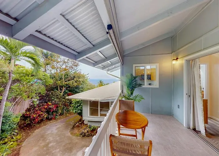Pualani Island Getaway - Ohana - 30-Night Minimum