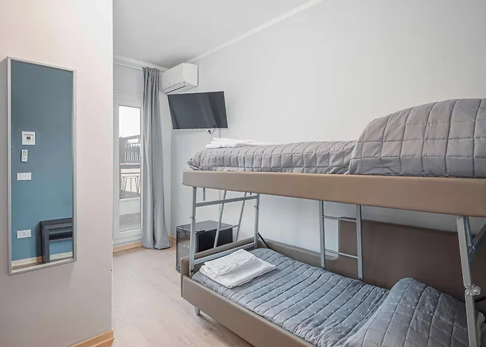 Urban Hotel