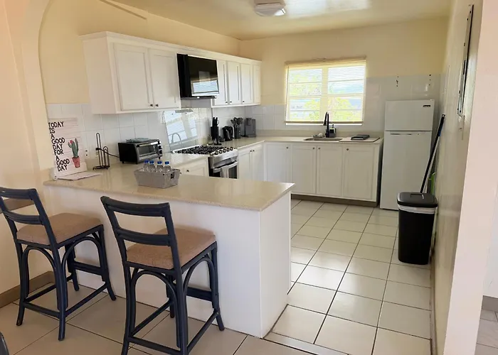 Dove Cove Comfort Suites
