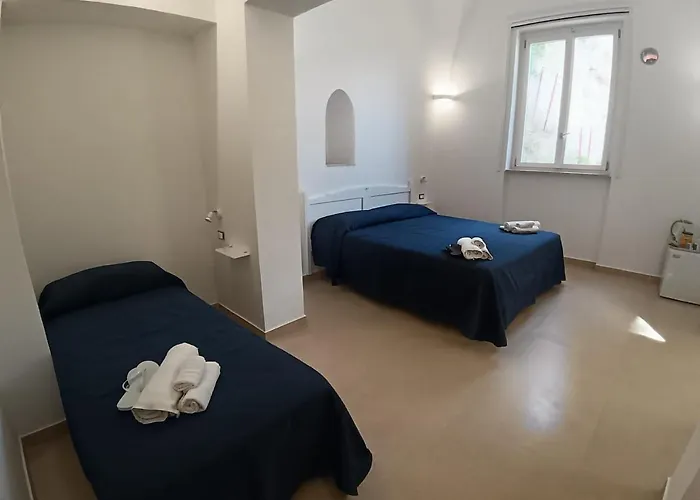 Aparthotel "Riad Amalfitano" In The Historical Center 5 Minutes Away, At 350 Mt, From The Main Square