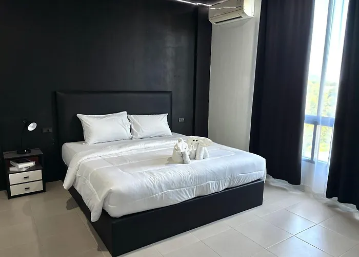Atrium Kathu Hotel