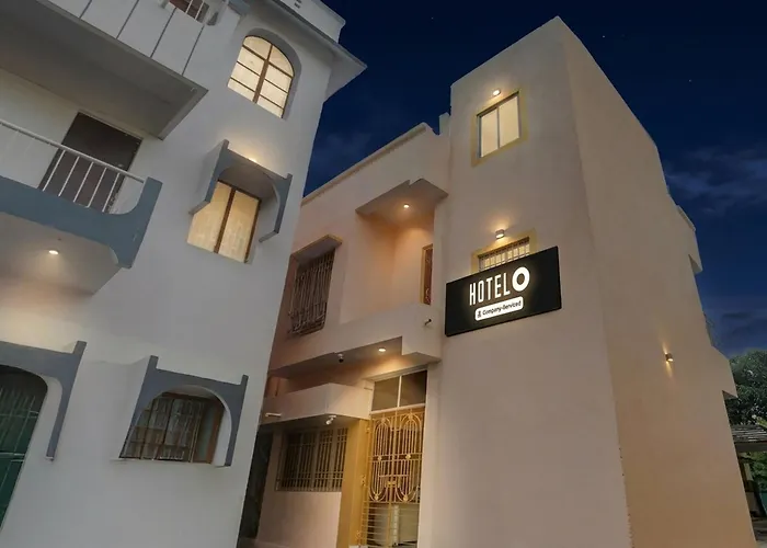 Super Hotel O Patliputra Golambar
