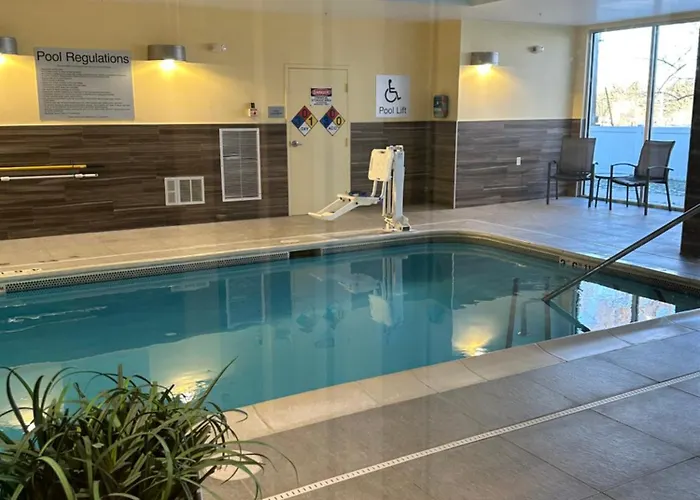 Fairfield Inn & Suites