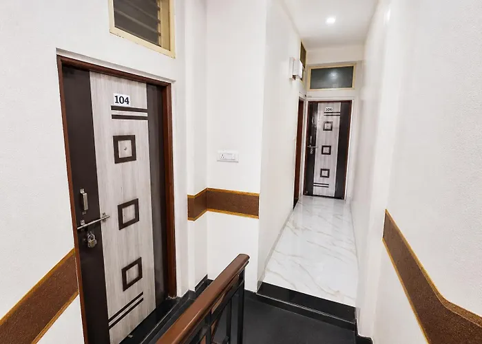 Hotel Prime Lodging