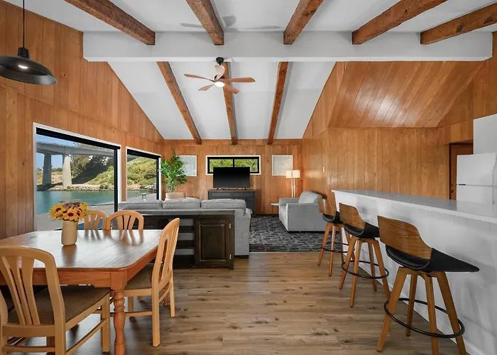 Anchor Lodge