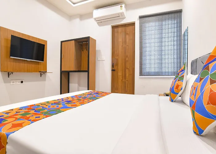 Fabhotel Trivana, Mahalaxmi Nagar