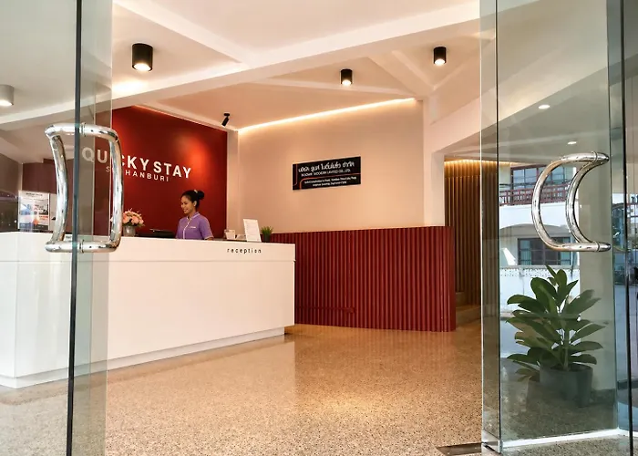 Quicky Stay Hotel Suphanburi