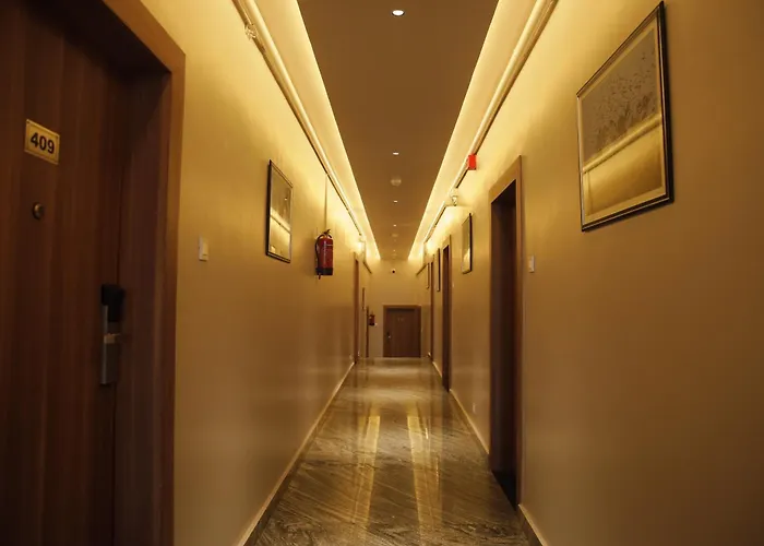 Hotel Subansiri