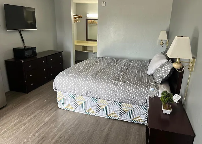 Happy Extended Stay Inn By Bestacco