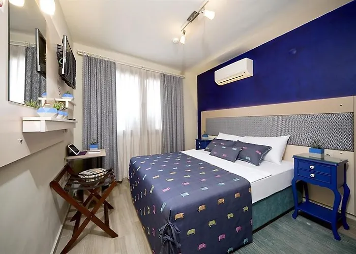 Dions Hotel
