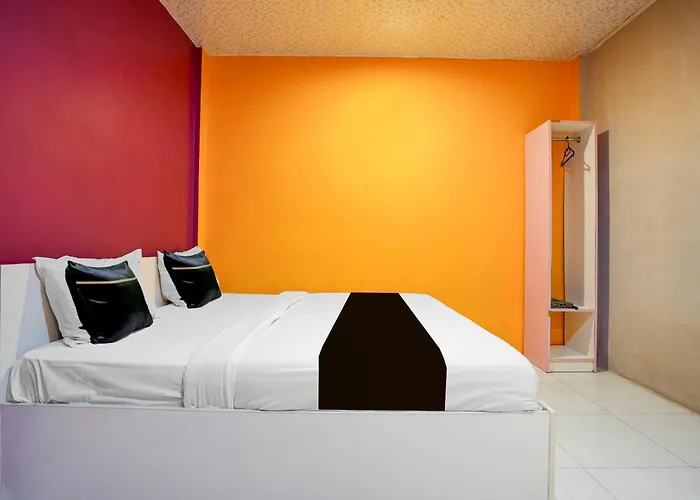 Hotel O Near Terminal Batoh Formerly Hotel Al Fatih