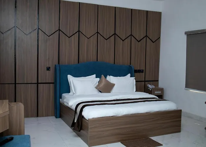 Eagles Haven Hotel