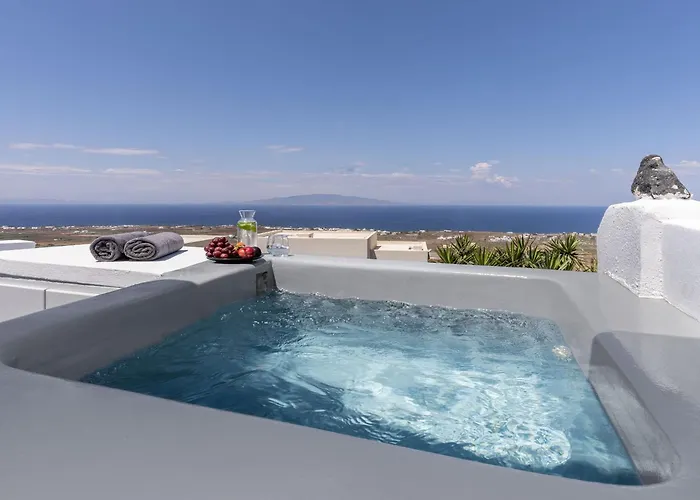 Elios Cave Suites