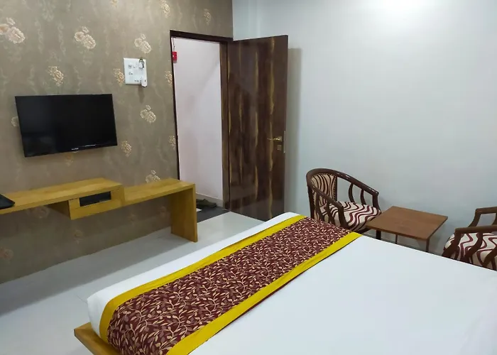 Hotel Sr Executive, Akola