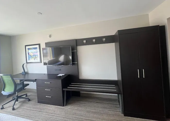 Holiday Inn Express & Suites - Forney By Ihg