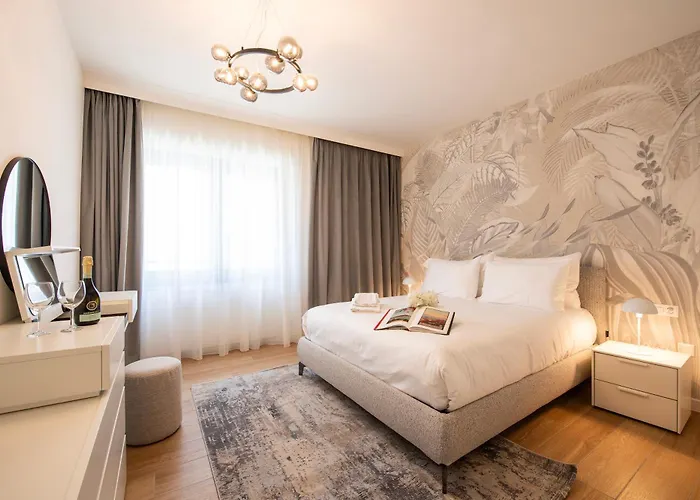 Boutique Suites