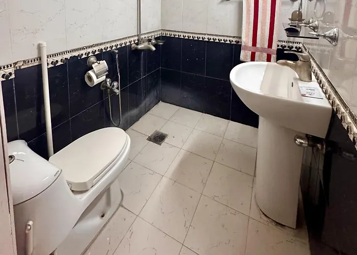 Grand Berkshire Hotel Peshawar