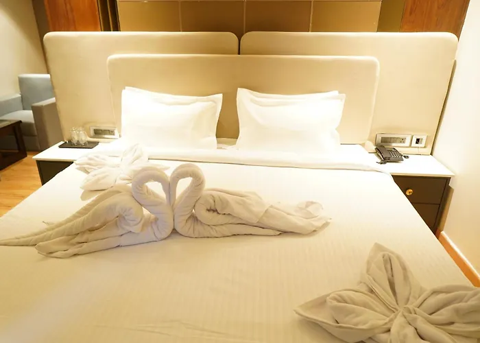 Hotel Luxe Manor