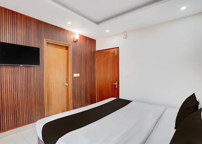Super Townhouse Oak Isbt Bus Terminal Dehradun Formerly Hotel Himalayan