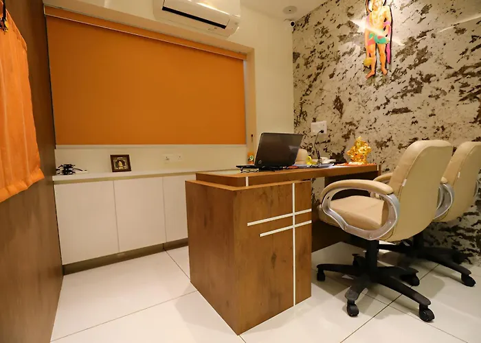 Nova Yashraj Hotel