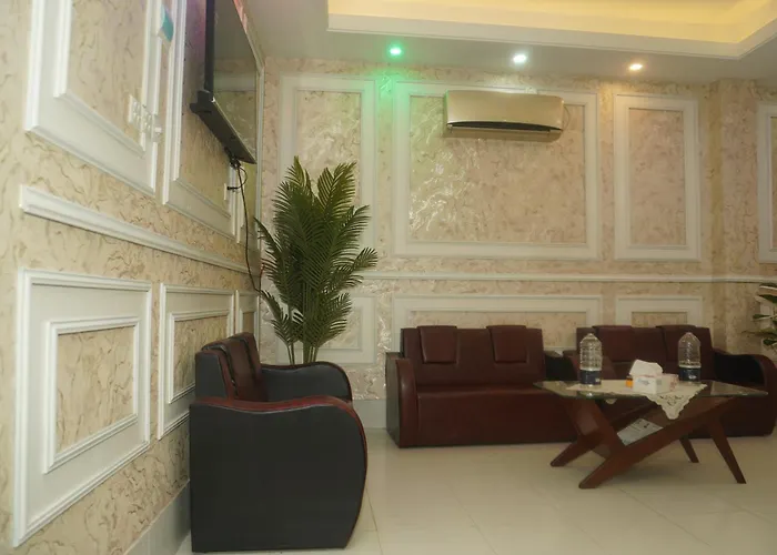 Hotel Rongdhanu International, Khulna