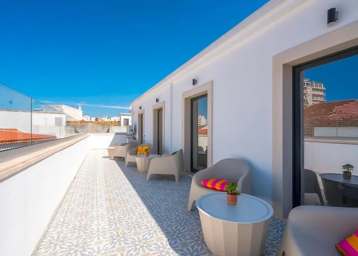 Marina Legacy I Boutique Residence