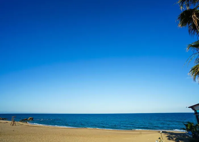 Ap Turisticos Y Habitaciones Marea - Frente Al Mar