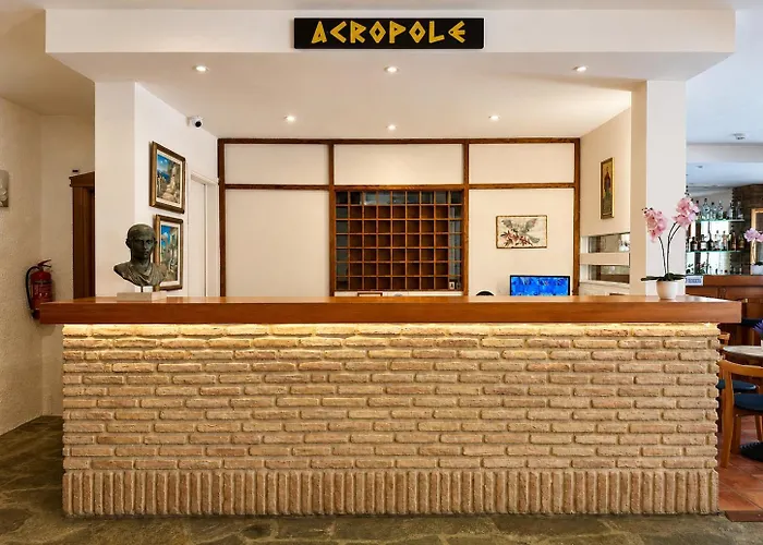 Acropole Delphi City Hotel