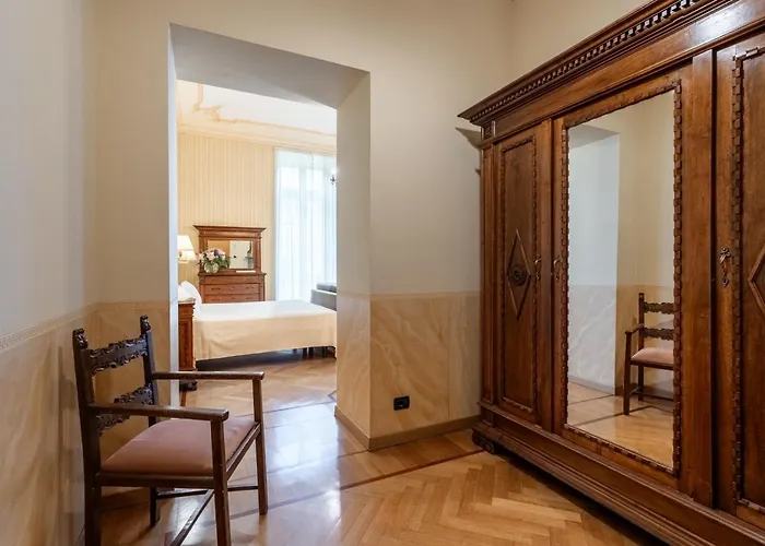 Hotel Roma E Rocca Cavour