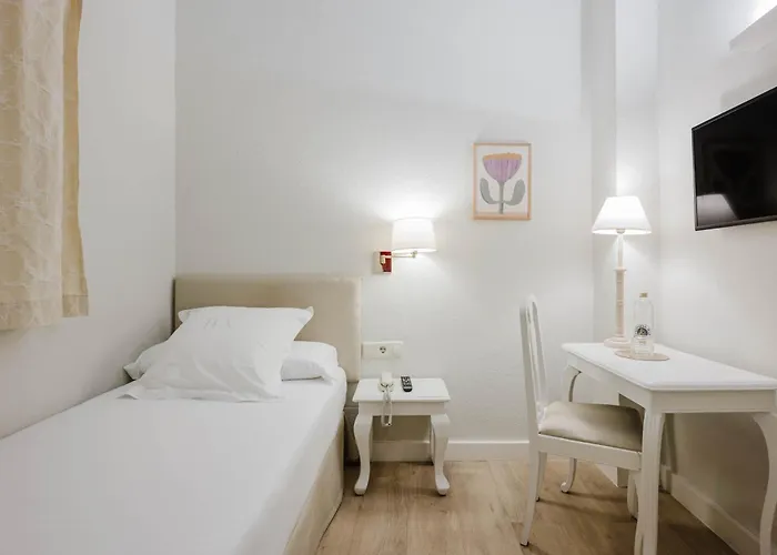 Hotel Niza