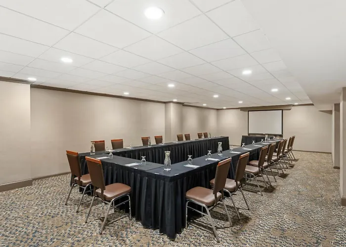 Doubletree By Hilton Hotel Wilmington